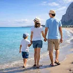 Monaco * San Vito Lo Capo